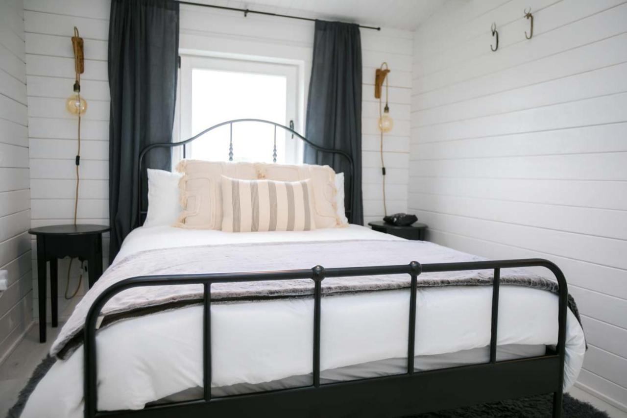 The Paddocks Cabin - Stylish, Cozy & Private Killarney Luaran gambar